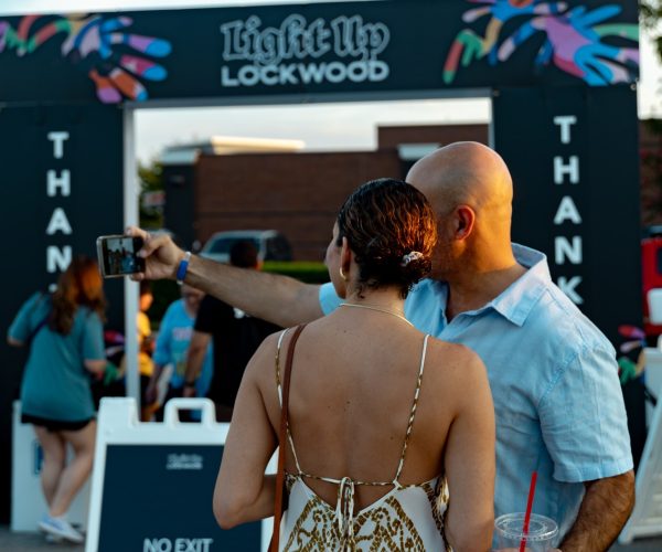 ESW-light-up-lockwood-crowd-management-0440