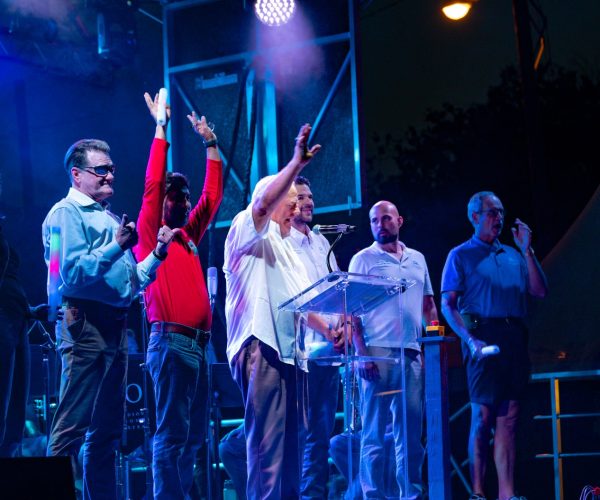 ESW-light-up-lockwood-crowd-management-0470